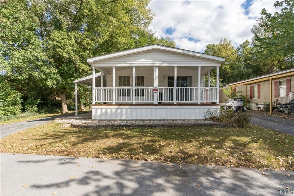 Photo of 933 Leray #77 Street, Watertown City, NY 13601 (MLS # S1702508)