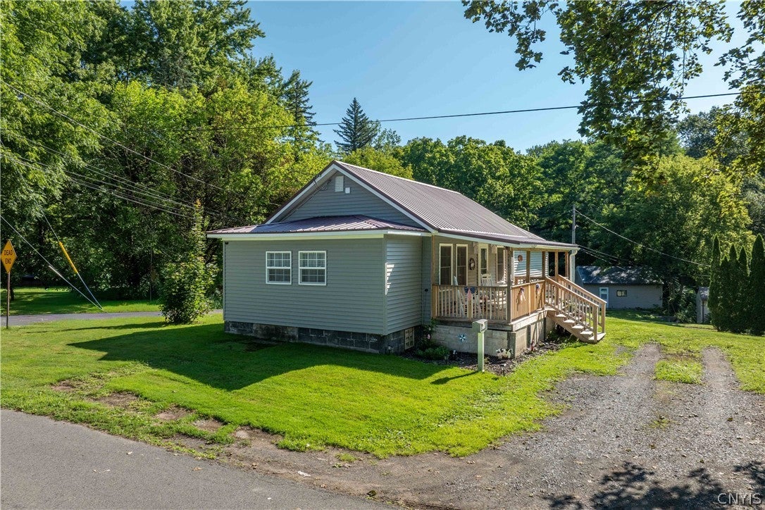 MLS: S1704681