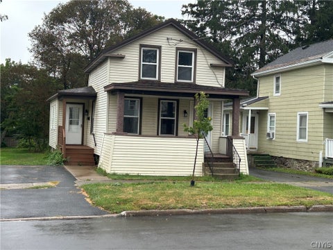 Homes For Sale - 90 Ontario Street<br/> Oswego, NY 13126