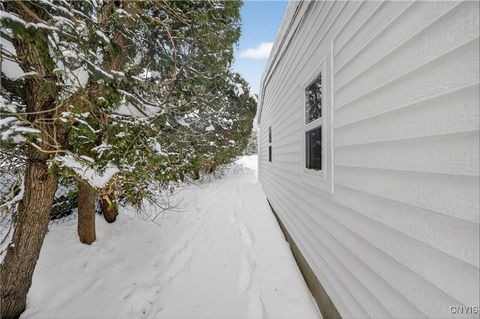 Tiny photo for 4 Union Street, Cazenovia, NY 13035 (MLS # S1659312)