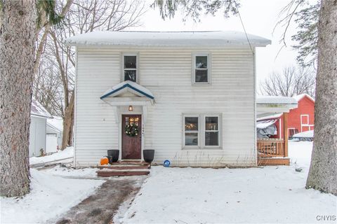 Photo of 164 S Main Street, Rutland, NY 13612 (MLS # S1654789)