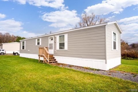 Mobile Home For Sale - 12 John Street<br/> Bridgewater, NY 13313