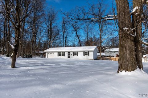 Photo of 57 Beechwood Road, New Hartford, NY 13413 (MLS # S1660652)