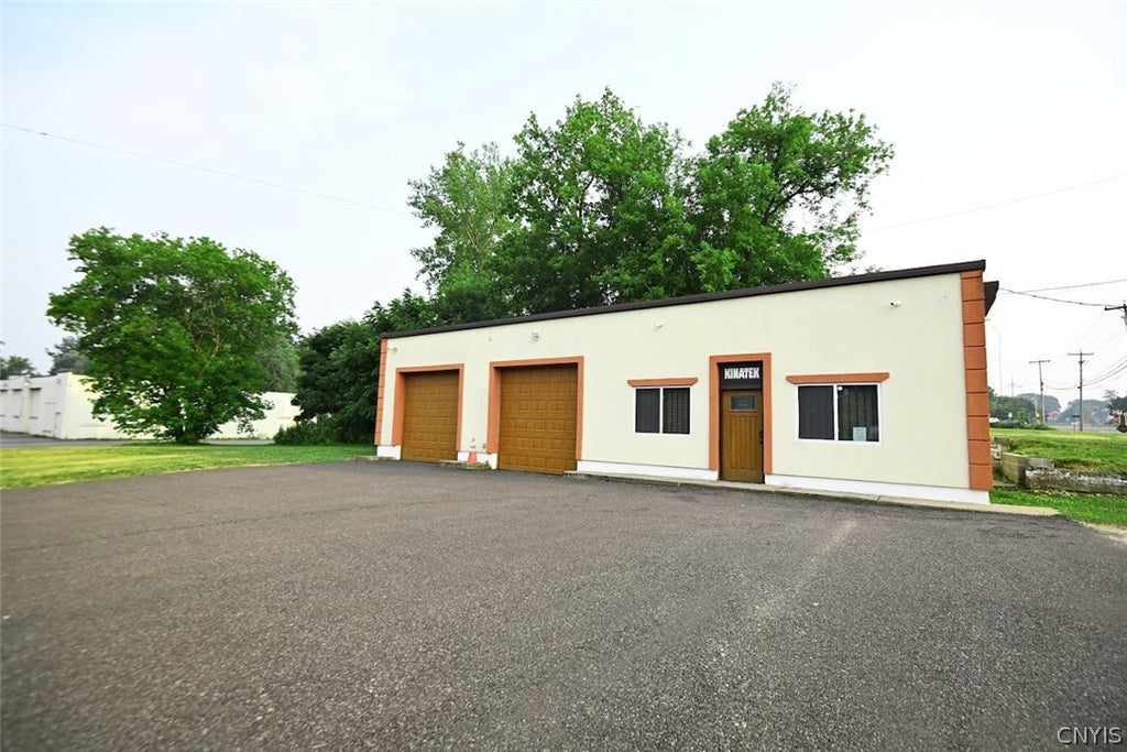 Photo of 2164 Broad Street, Utica, NY 13501 (MLS # S1701241)