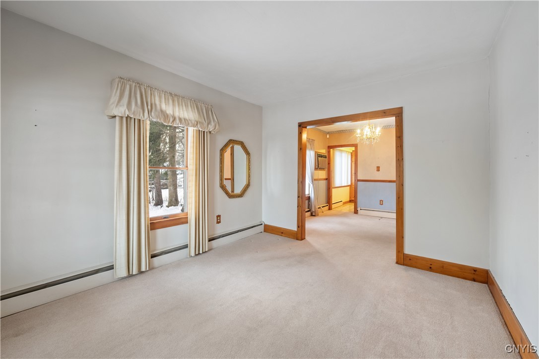 901 Hudson Street, Camillus, New York image 5