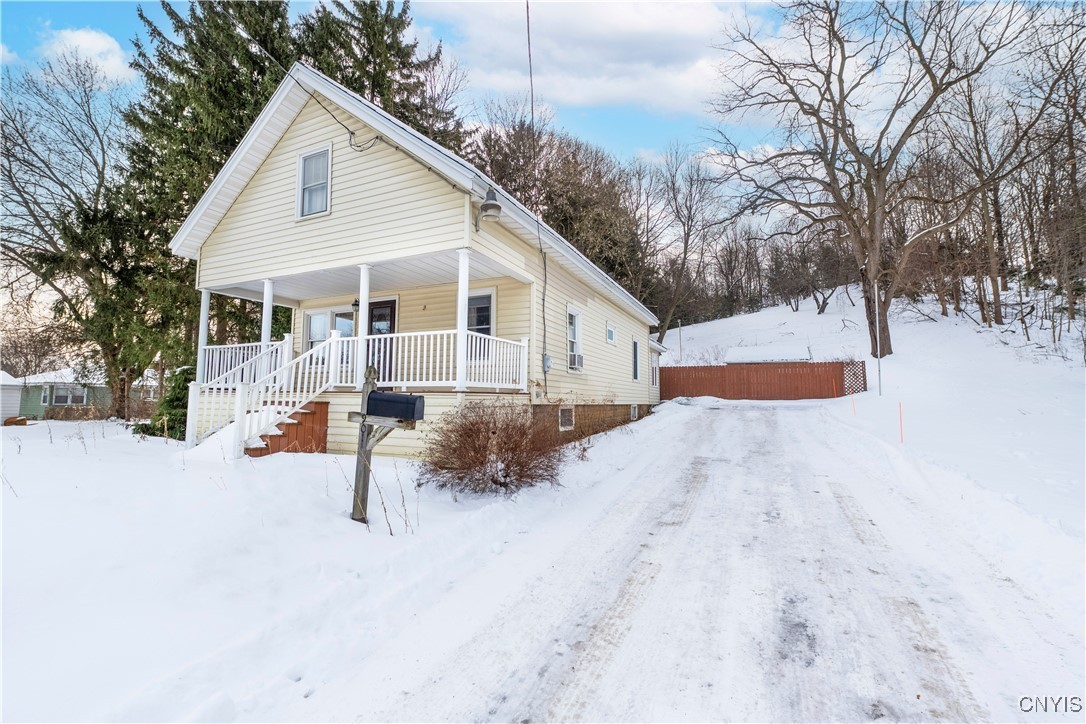 901 Hudson Street, Camillus, New York image 31