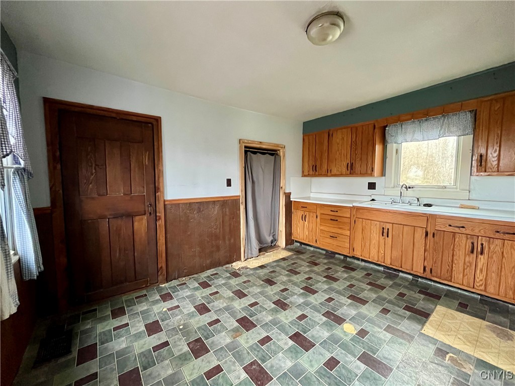 1505 Macneil Road, Sterling, New York image 14