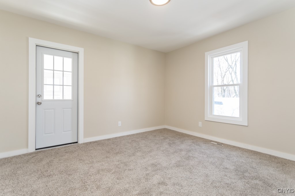 105 Eastman Avenue, Syracuse, New York image 36