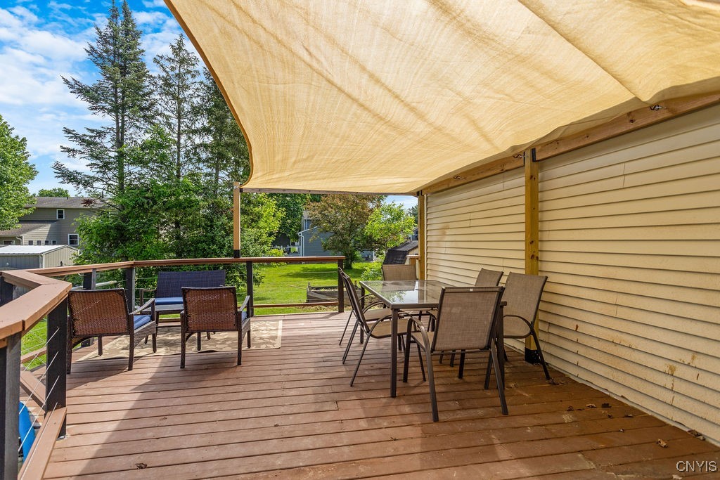 6109 Gaspe Lane, Cicero, New York image 22