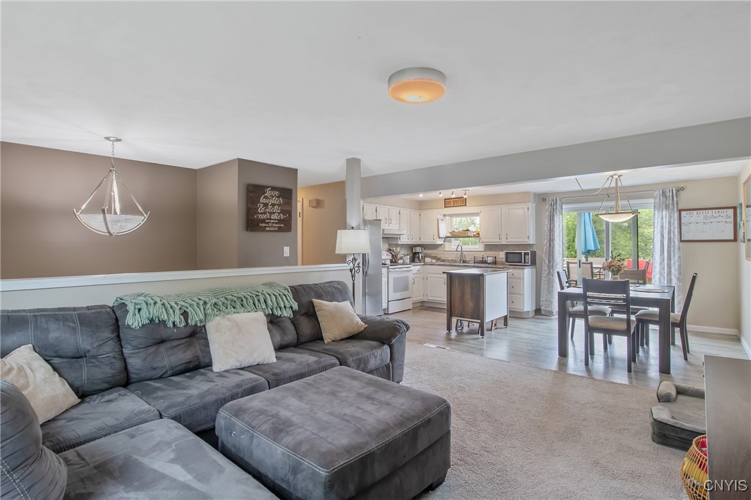 8824 English Road, Cicero, New York image 6
