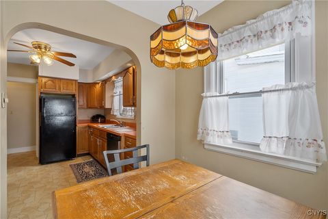 Tiny photo for 200 Milford Drive W, Syracuse, NY 13206 (MLS # S1660605)