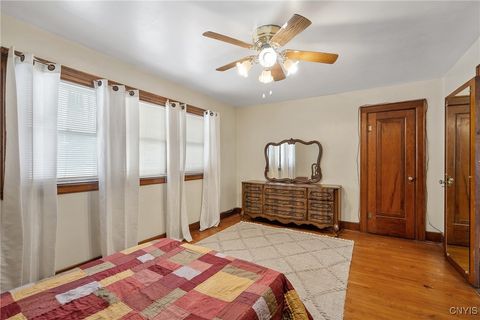 Tiny photo for 200 Milford Drive W, Syracuse, NY 13206 (MLS # S1660605)