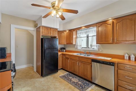 Tiny photo for 200 Milford Drive W, Syracuse, NY 13206 (MLS # S1660605)