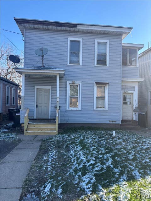 Multifamily For Sale - 1002 Spring Street<br/> Syracuse, NY 13208
