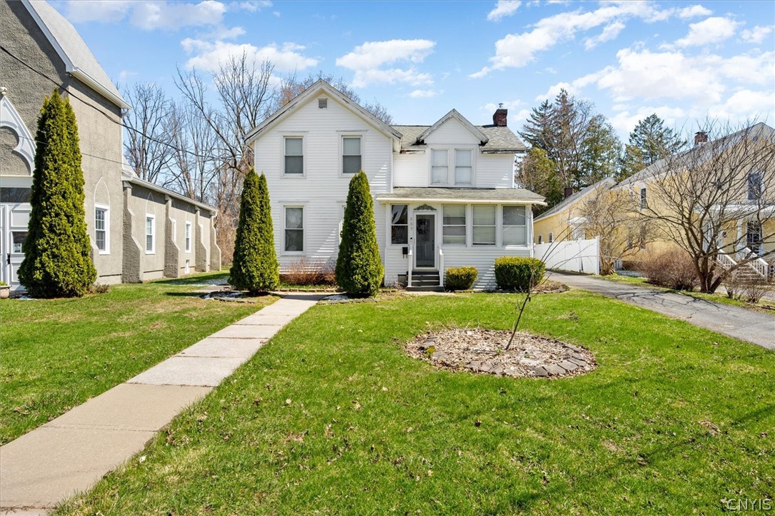 337 Macarthur Parkway