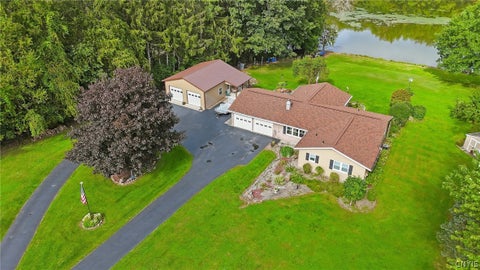 Photo of 7070 Plainville Road, Lysander, NY 13112 (MLS # S1713322)