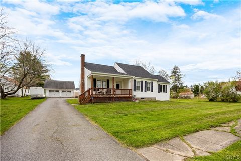 Photo of 5166 Seneca Street W, Vernon, NY 13476 (MLS # S1679118)