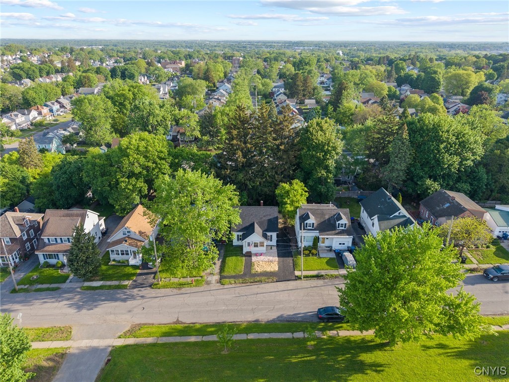 133 Avon Road, Syracuse, New York image 29