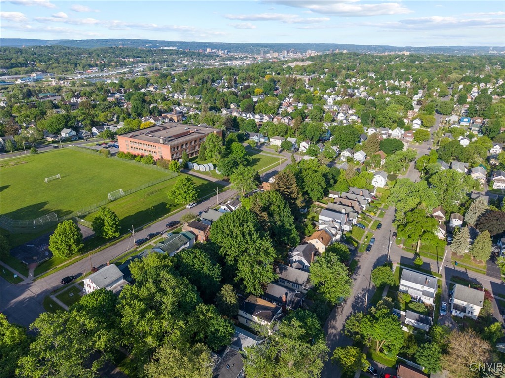 133 Avon Road, Syracuse, New York image 31