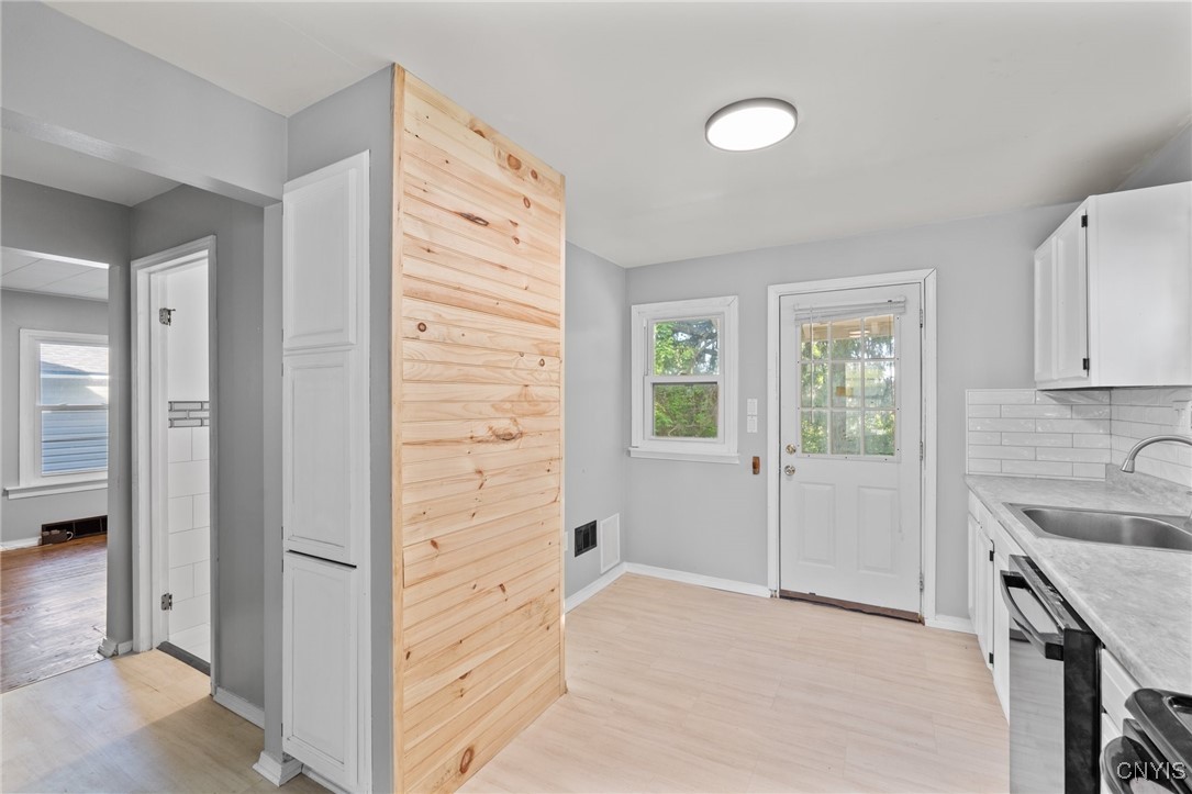 133 Avon Road, Syracuse, New York image 16