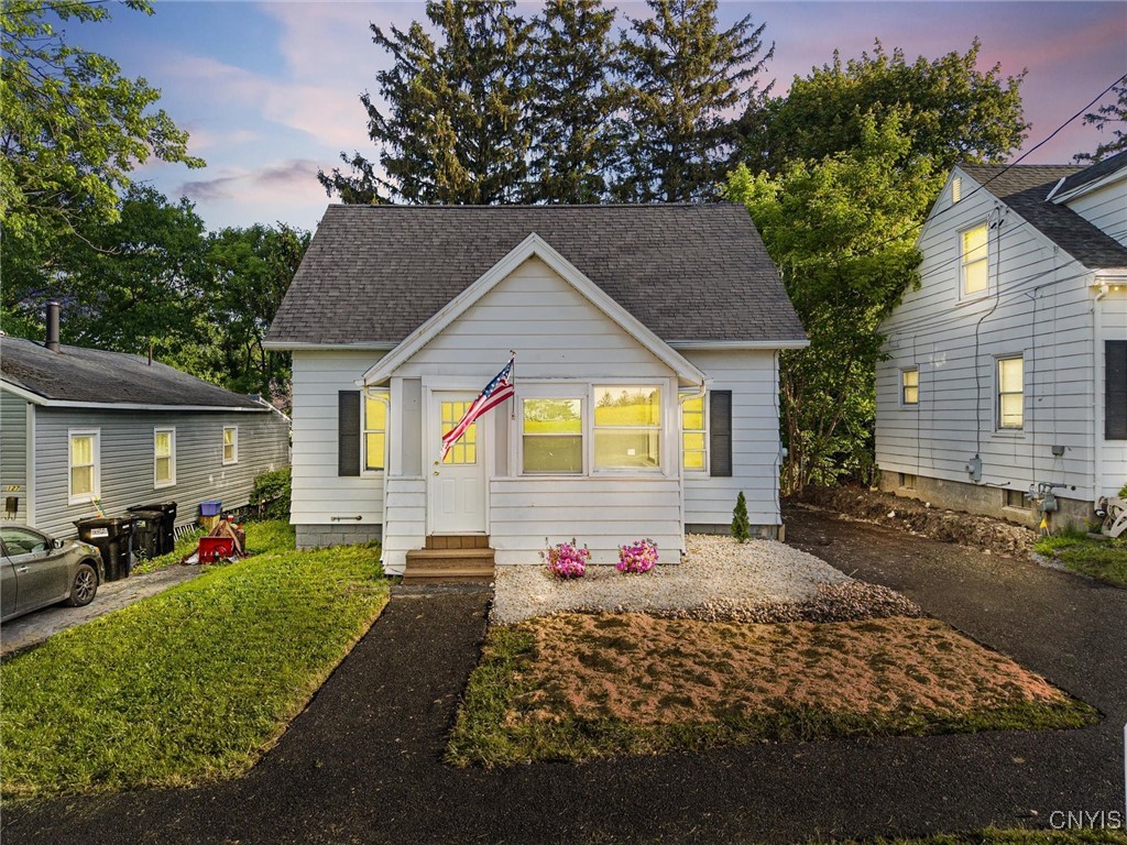 133 Avon Road, Syracuse, New York image 1