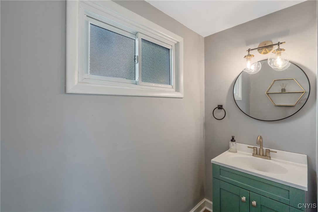 125 Clifton Place, Syracuse, New York image 16