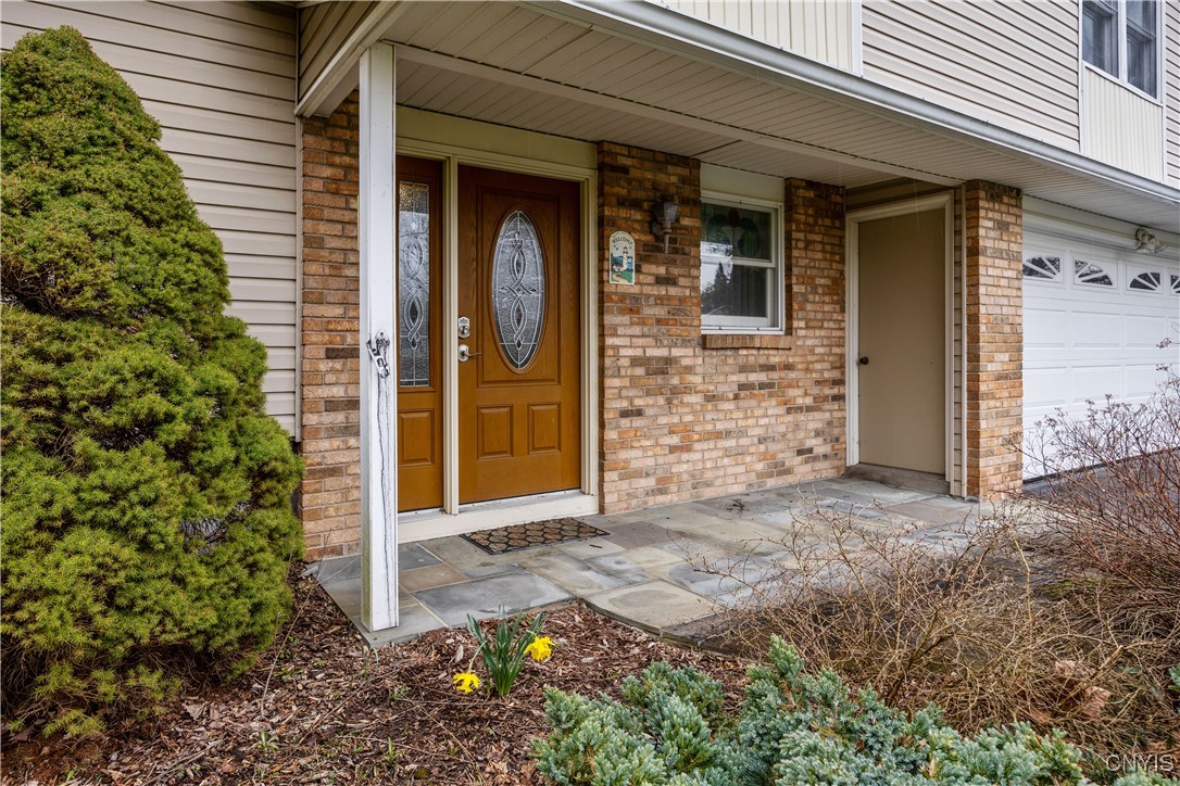 4911 Yeaworth Lane, Manlius, New York image 2