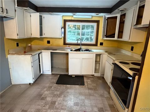 Tiny photo for 7777 Hallenbeck Road, Vienna, NY 13042 (MLS # S1660401)