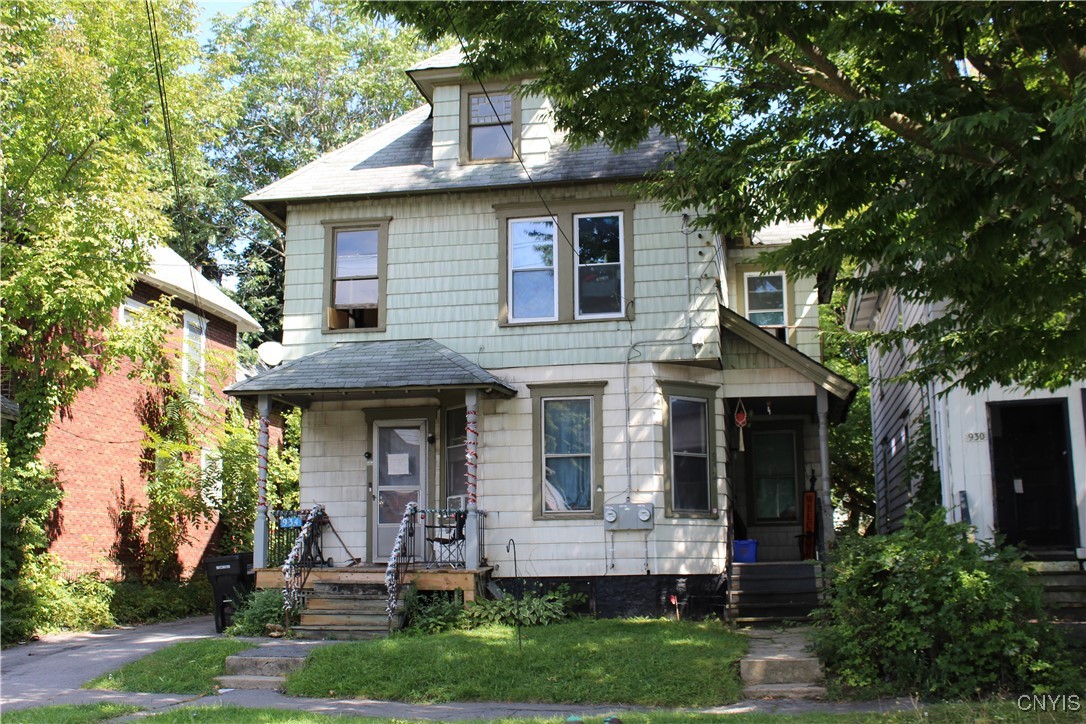 932-934 Oak Street
