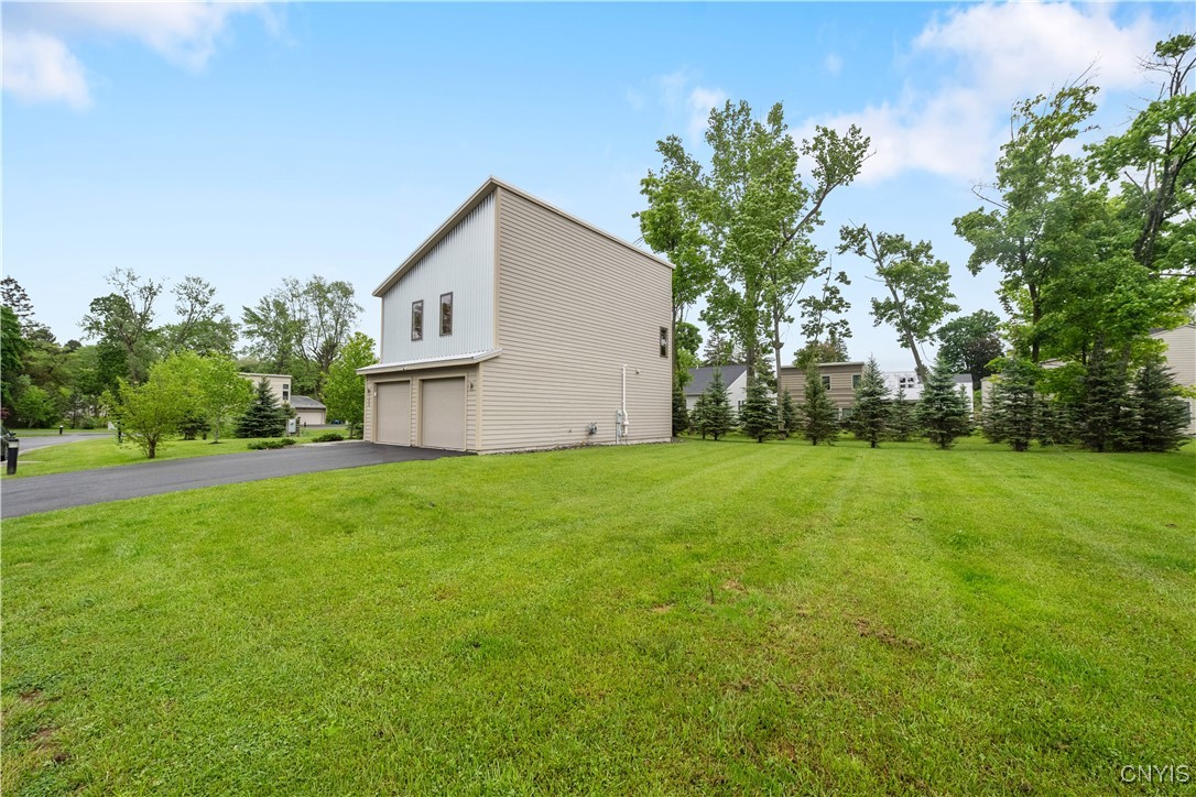 140 Xavier Circle, Syracuse, New York image 31