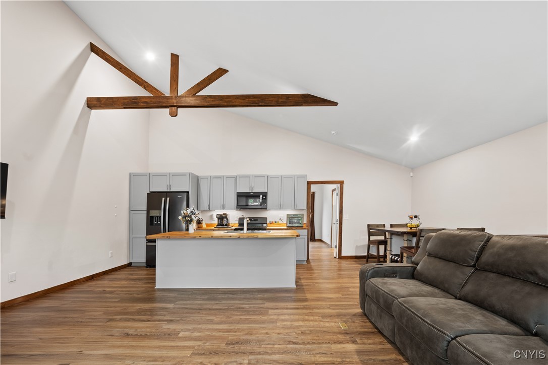 140 Xavier Circle, Syracuse, New York image 16