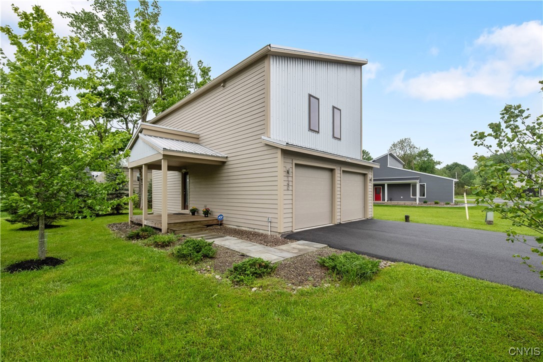 140 Xavier Circle, Syracuse, New York image 2