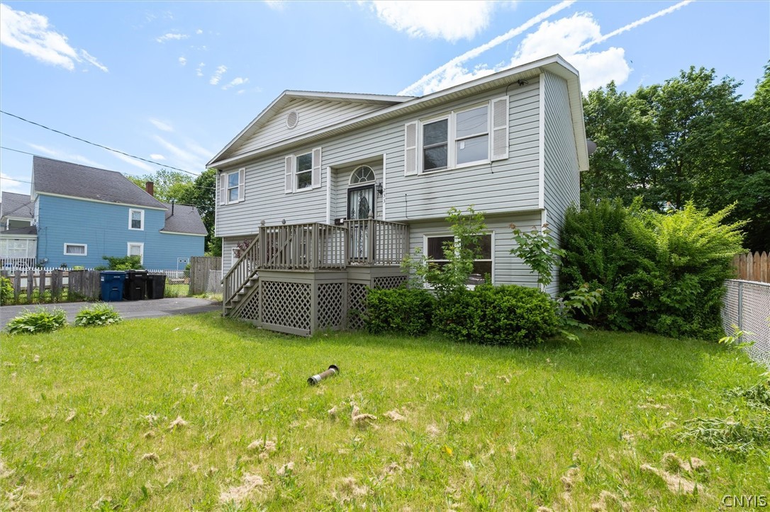 233 W Newell Street