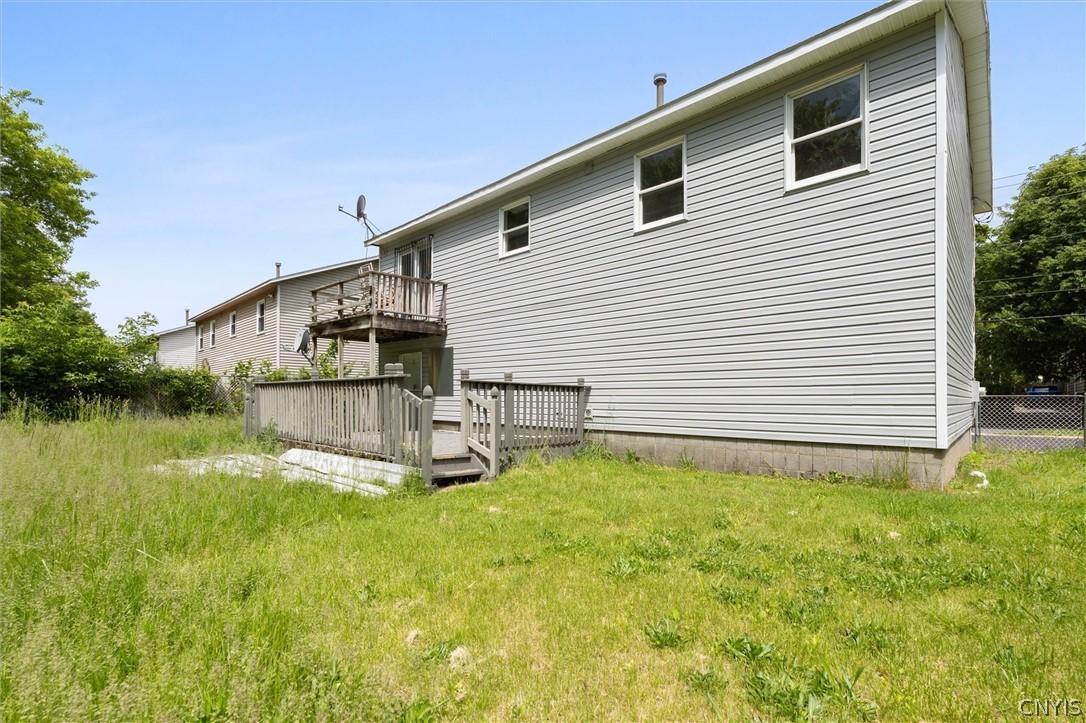 233 W Newell Street