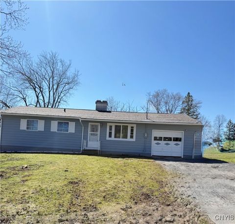 56 Hollywood Drive, Whitestown, NY 13492 - MLS#: S1588437