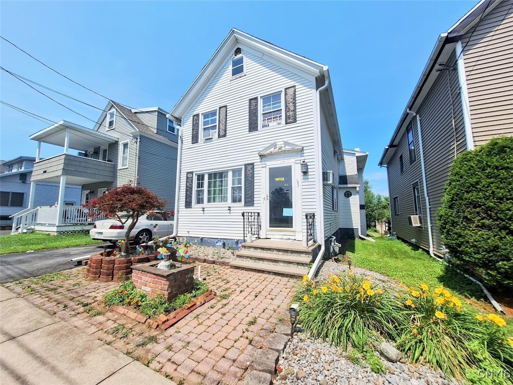 1126 Hammond Avenue