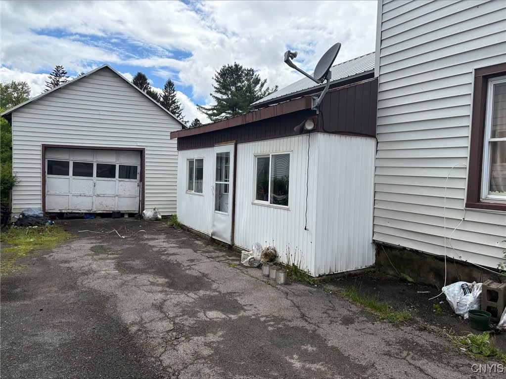 316 Dewey Avenue, Herkimer, New York image 4