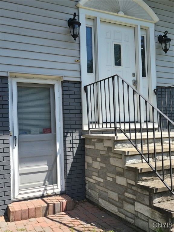 4777 Glencrest Avenue