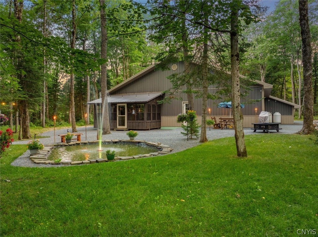 10958 Camp Ground Road