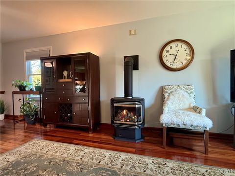 Tiny photo for 912 Cumberland Avenue, Syracuse, NY 13210 (MLS # S1648617)