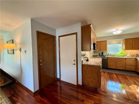 Tiny photo for 912 Cumberland Avenue, Syracuse, NY 13210 (MLS # S1648617)