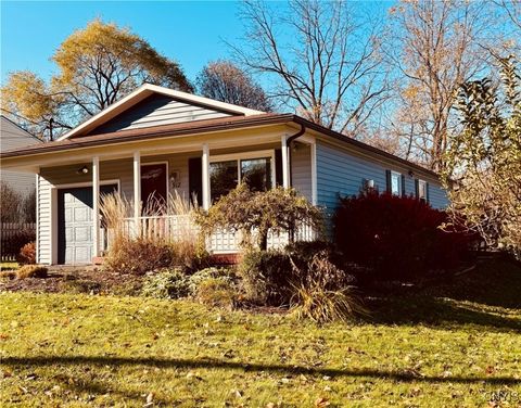 Photo of 912 Cumberland Avenue, Syracuse, NY 13210 (MLS # S1648617)