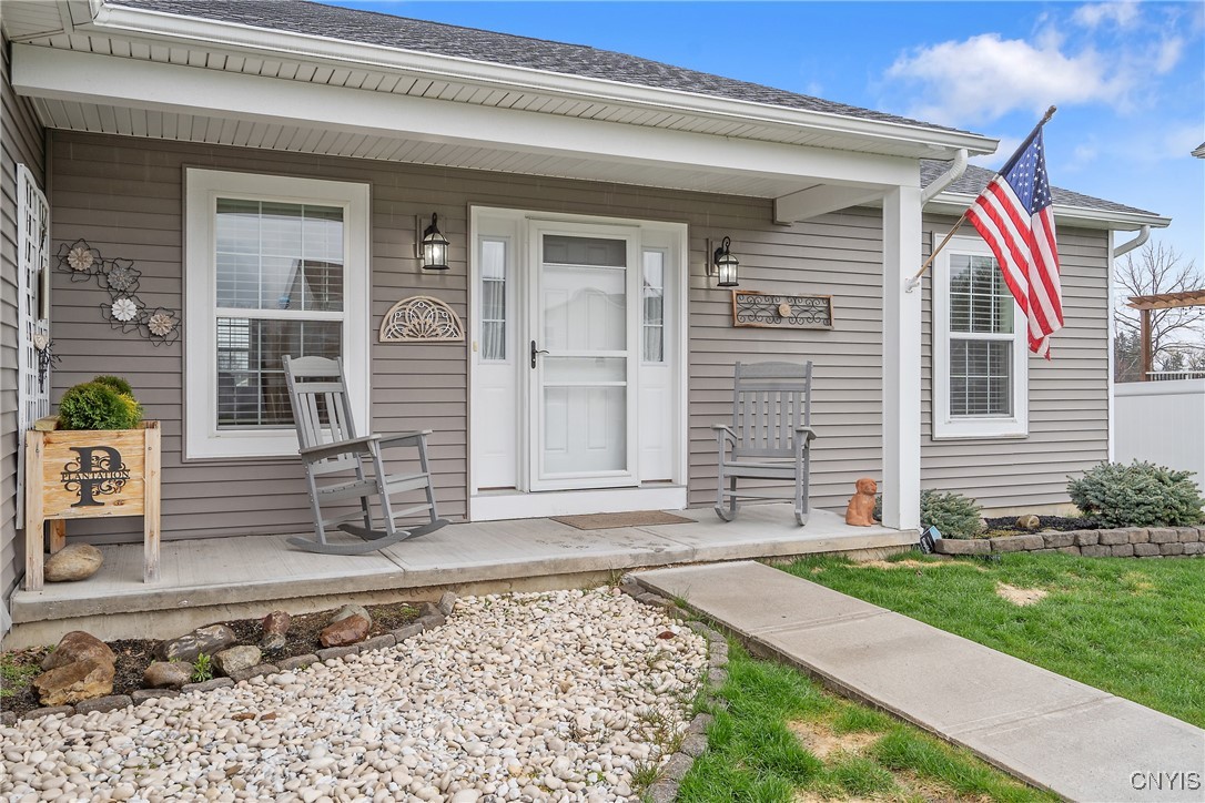 8541 Cobalt Drive, Cicero, New York image 3