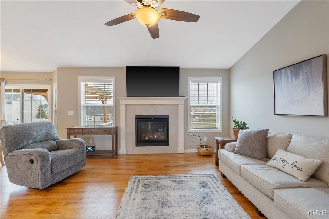 8541 Cobalt Drive, Cicero, New York image 5