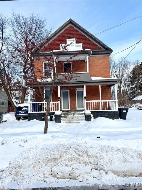 Photo of 314 Elliott Street, Syracuse, NY 13204 (MLS # S1660453)