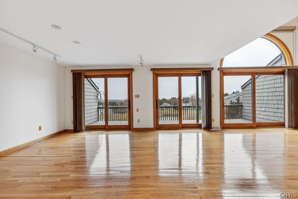 Photo of 8341 Decoy Run, Manlius, NY 13104 (MLS # S1665789)