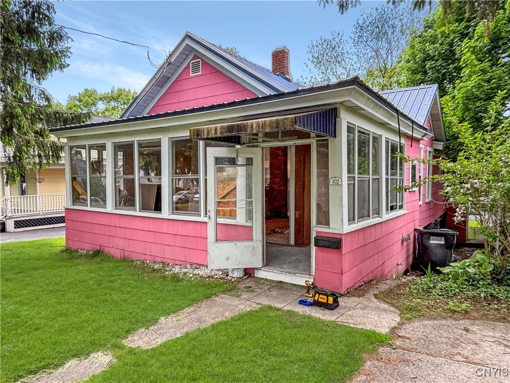 102 Milton Avenue, Syracuse, New York image 1