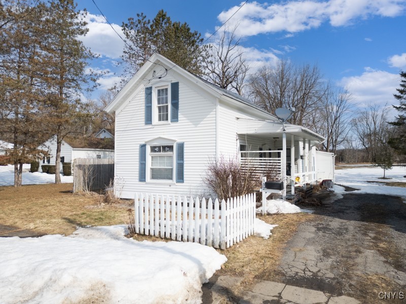 552 Lake Street, Herkimer, New York image 1