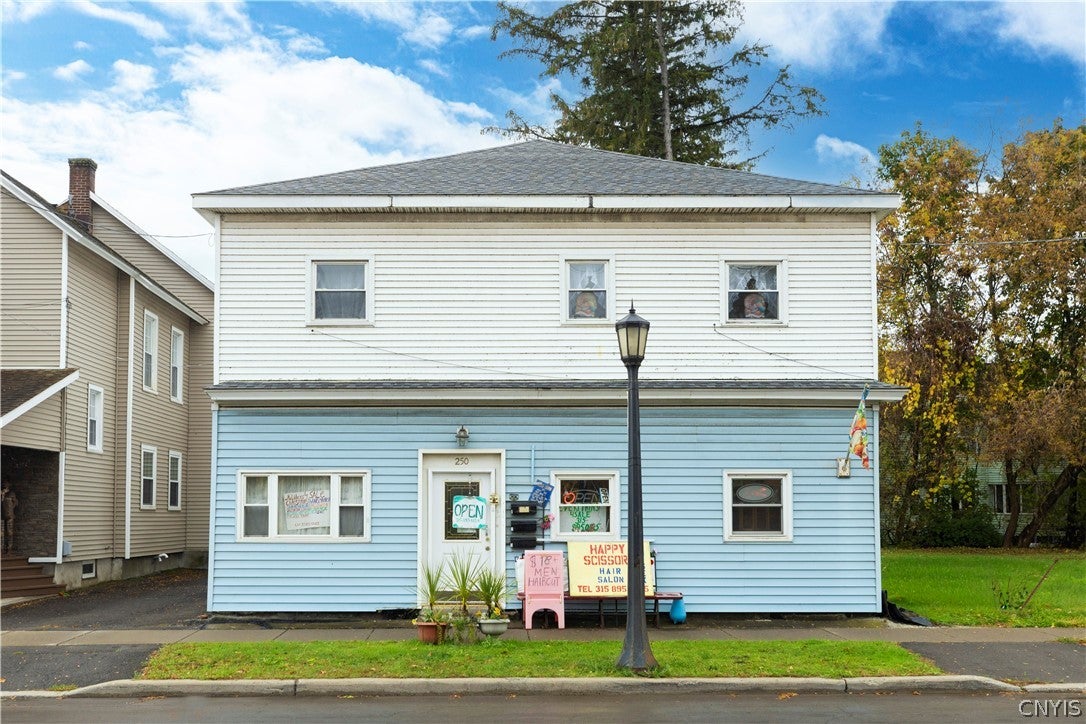 250 E Main Street