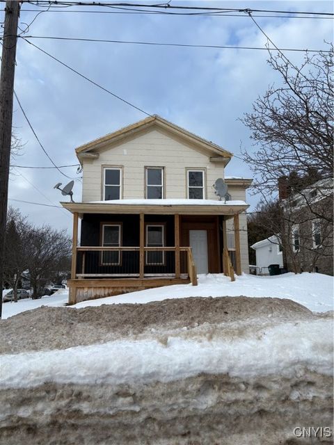 97 W Cayuga Street, Oswego-City, NY 13126 - MLS#: S1596448